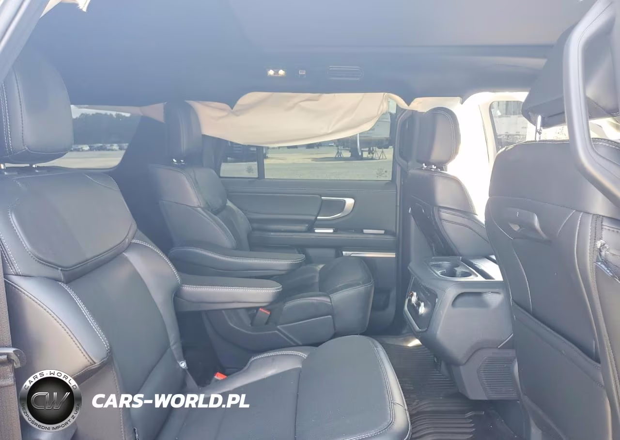 2025 Ford Expedition Max Platinum VIN:1FMJK1M87SEA61755 - 11