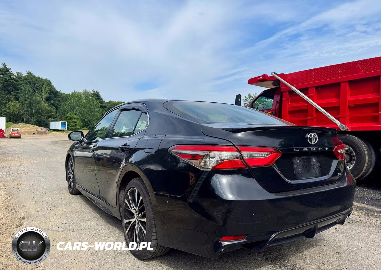2018 Toyota Camry Se VIN:JTNB11HK0J3007642 - 3