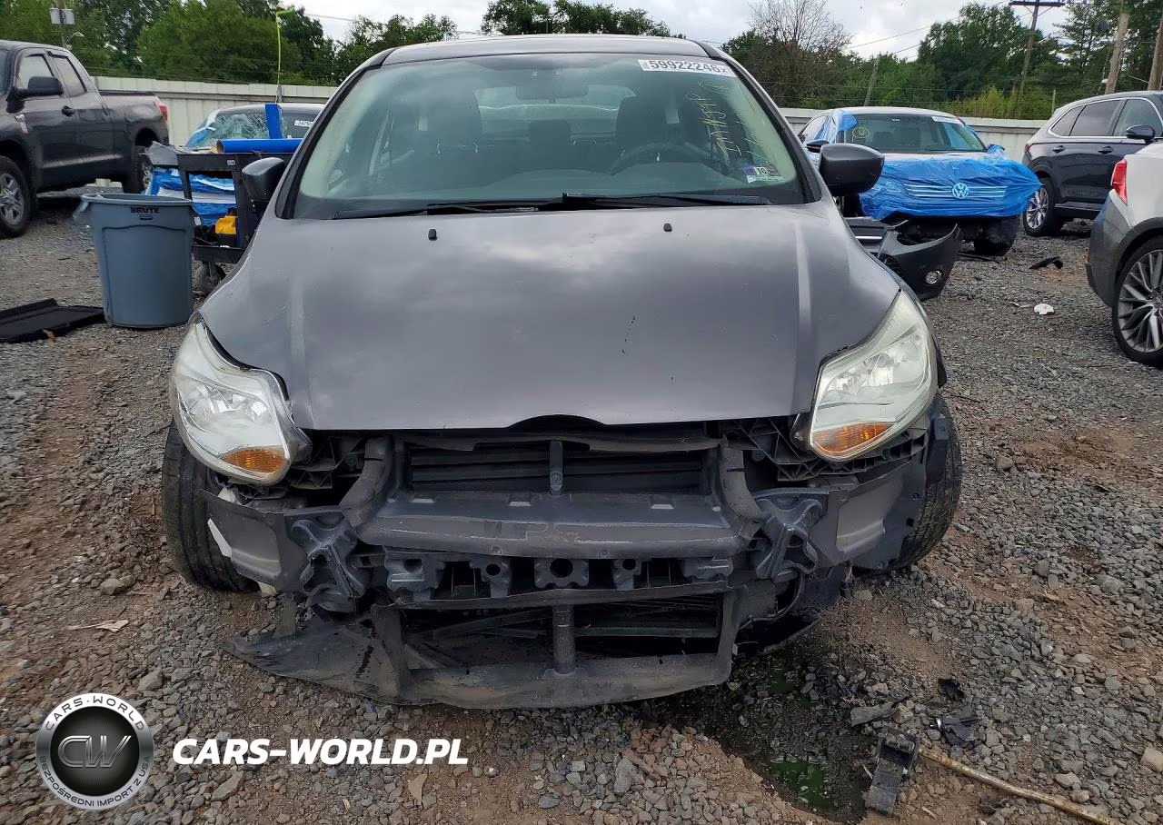 2012 Ford Focus Se VIN:1FAHP3K20CL230287 - 5