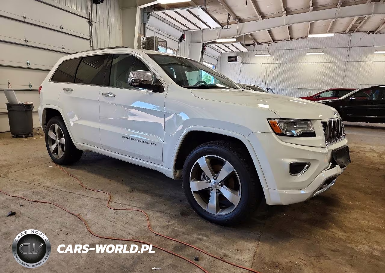 2015 Jeep Grand Cherokee Overland VIN:1C4RJFCG7FC925723 - 4