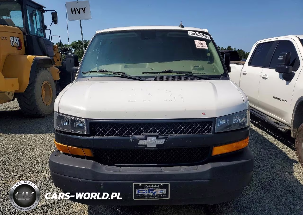 2021 Chevrolet Express G2500 VIN:1GCWGAFP3M1228090 - 5