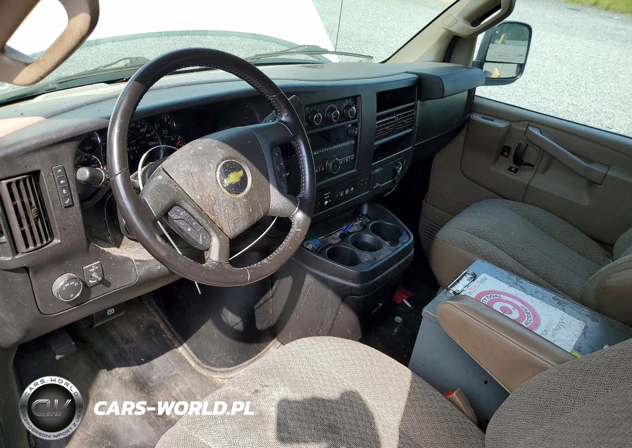 2021 Chevrolet Express G2500 VIN:1GCWGAFP3M1228090 - 8