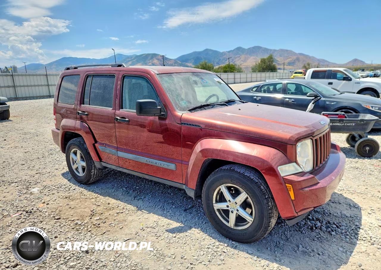 2008 Jeep Liberty Sport VIN:1J8GN28K38W250982 - 4