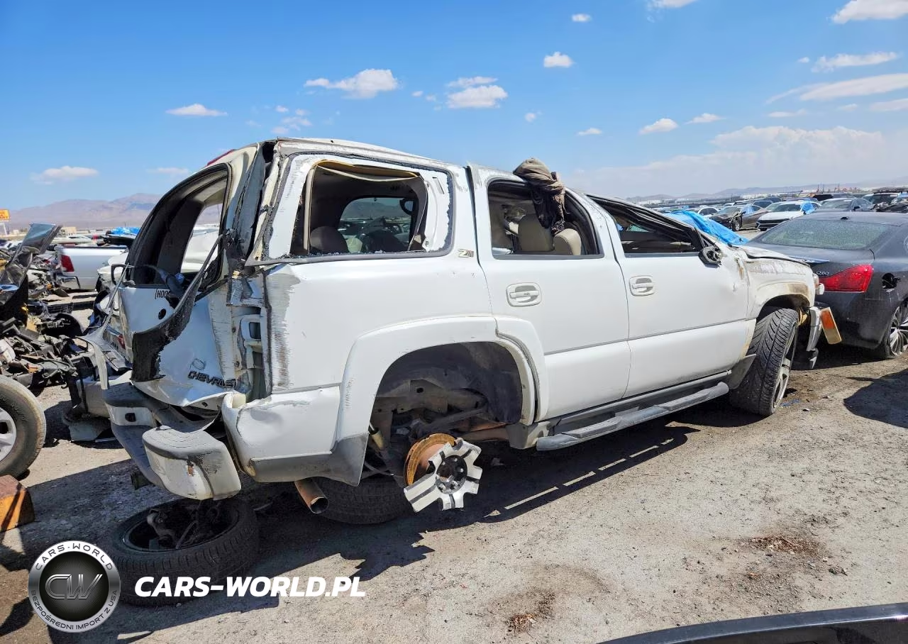 2004 Chevrolet Tahoe K1500 VIN:1GNEK13Z94R218186 - 3