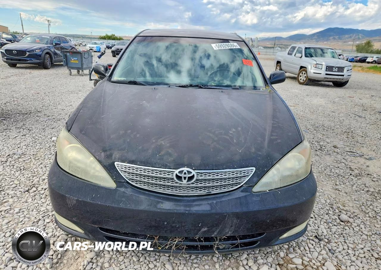 2002 Toyota Camry Se VIN:JTDBE32K220099479 - 5