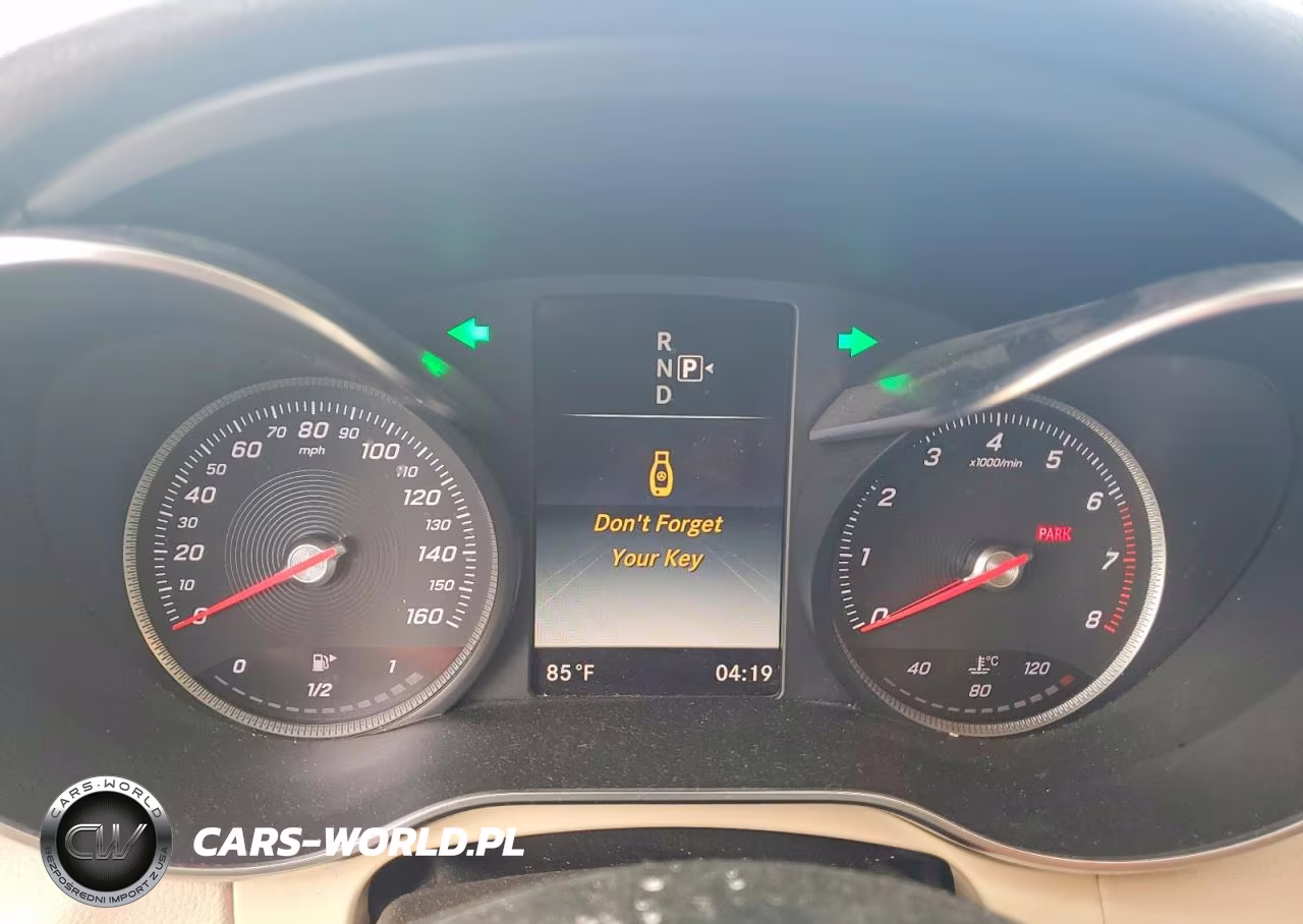 2015 Mercedes-Benz C 300 4Matic VIN:55SWF4KB1FU027781 - 9