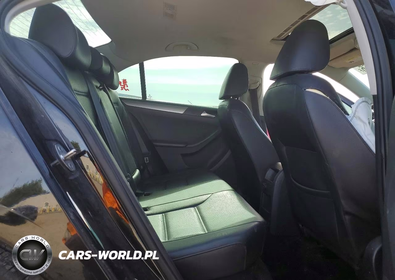 2018 Volkswagen Jetta VIN:3VWDB7AJ7JM227175 - 20