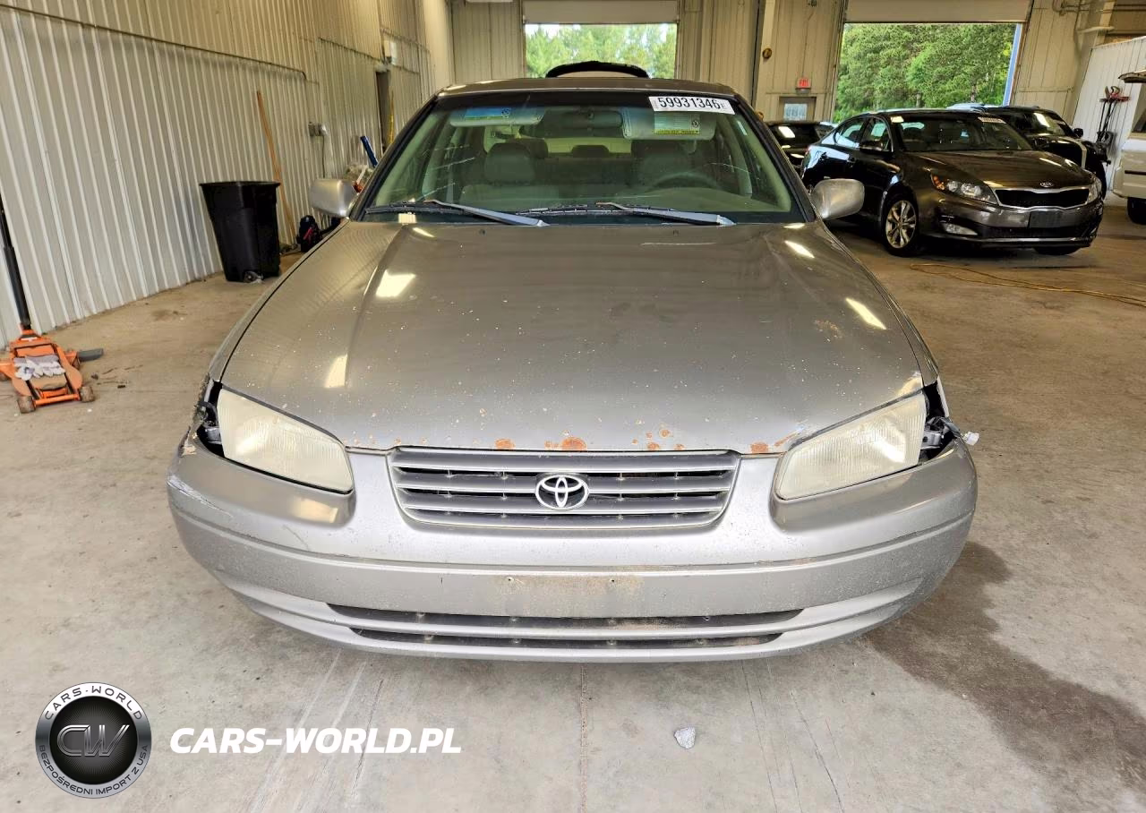 1998 Toyota Camry Xle VIN:4T1BG28K8WU346817 - 5