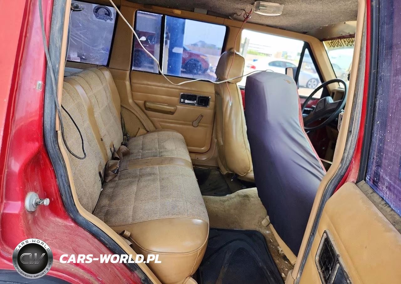 1987 Jeep Cherokee VIN:1JCHX7815HT014733 - 11