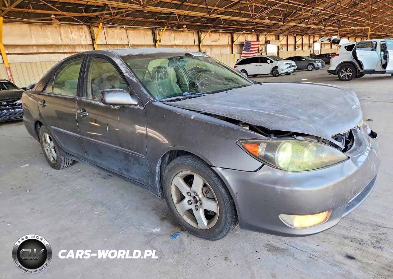 2005 Toyota Camry Se VIN:4T1BE32K75U981823 - 4