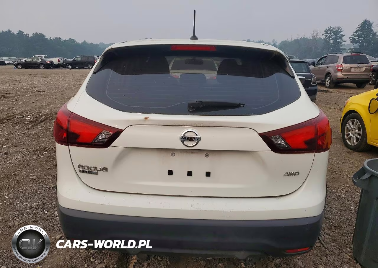 2019 Nissan Rogue Sport S VIN:JN1BJ1CR5KW353164 - 5