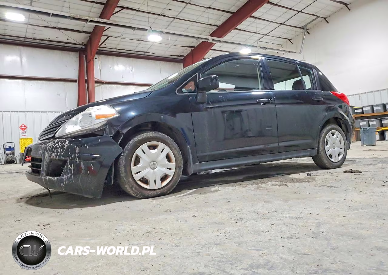 2011 Nissan Versa 1.8 S