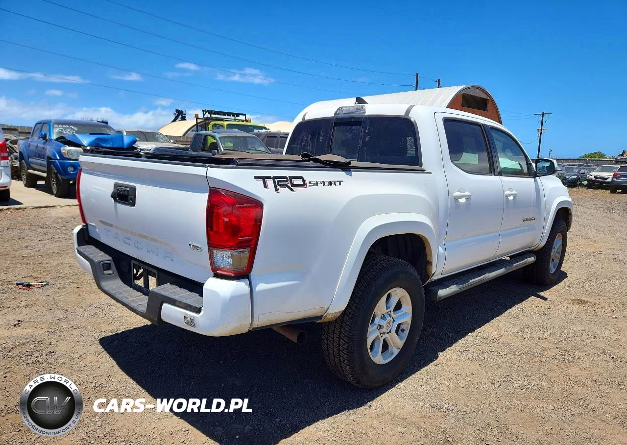 2017 Toyota Tacoma VIN:3TMAZ5CN0HM028274 - 3