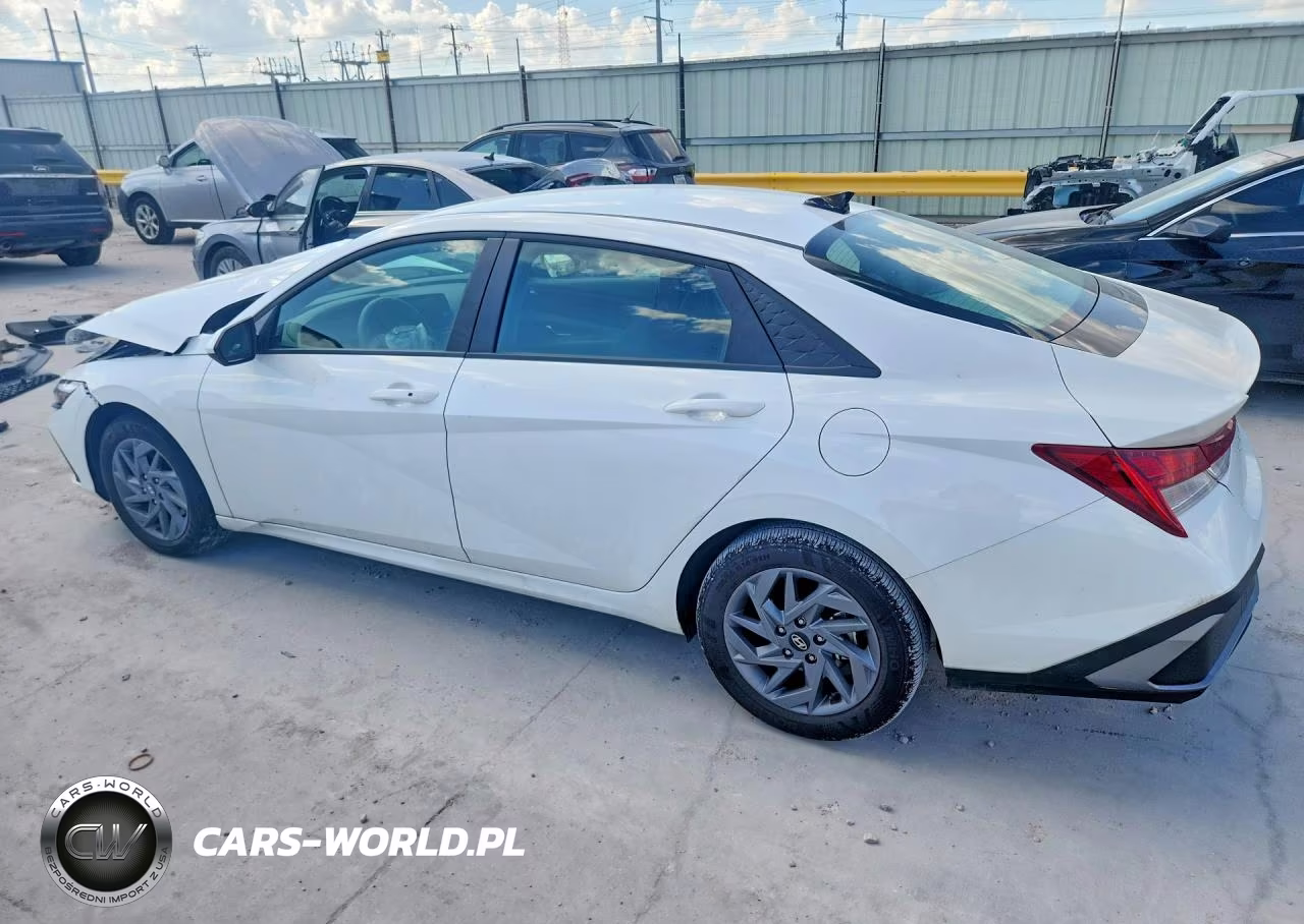 2026 Hyundai Elantra Hybrid Blue VIN:KMHLM4DJ9TU192071 - 2