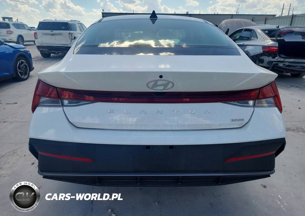 2026 Hyundai Elantra Hybrid Blue VIN:KMHLM4DJ9TU192071 - 6