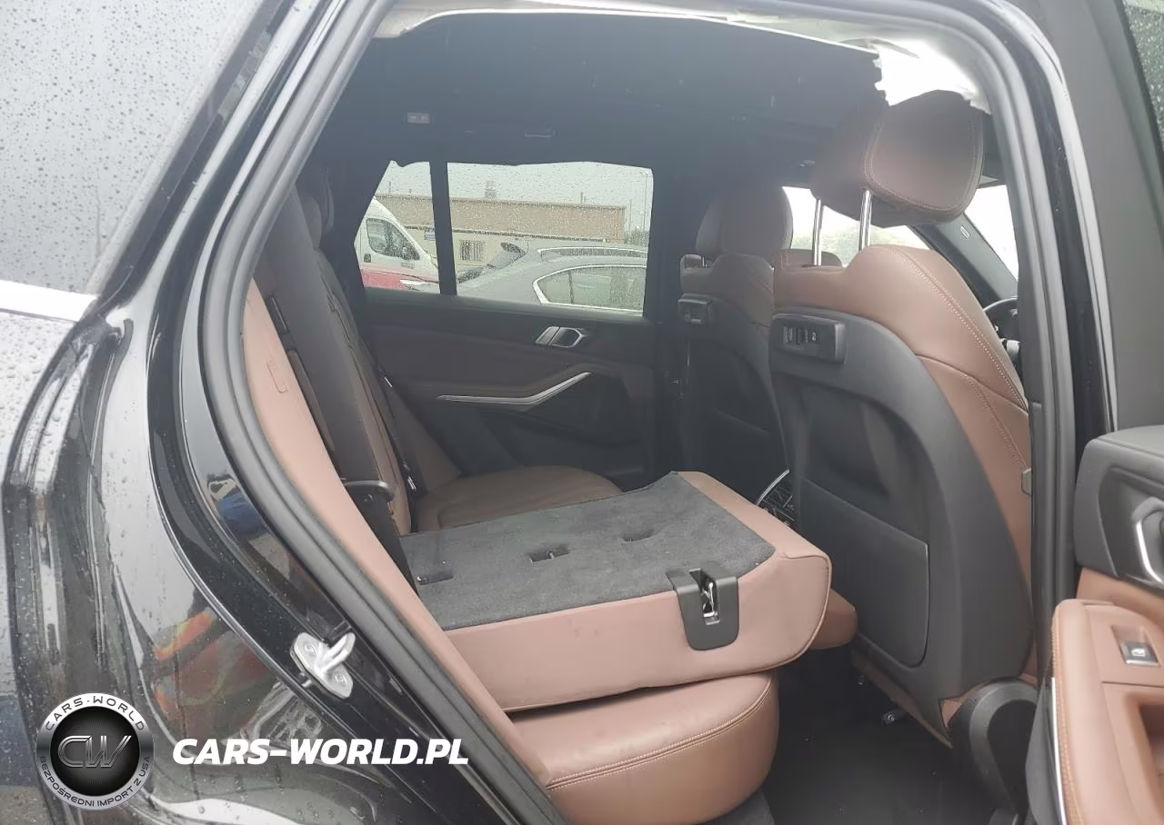 2020 BMW X5 xDrive40I VIN:5UXCR6C09LLL76926 - 11