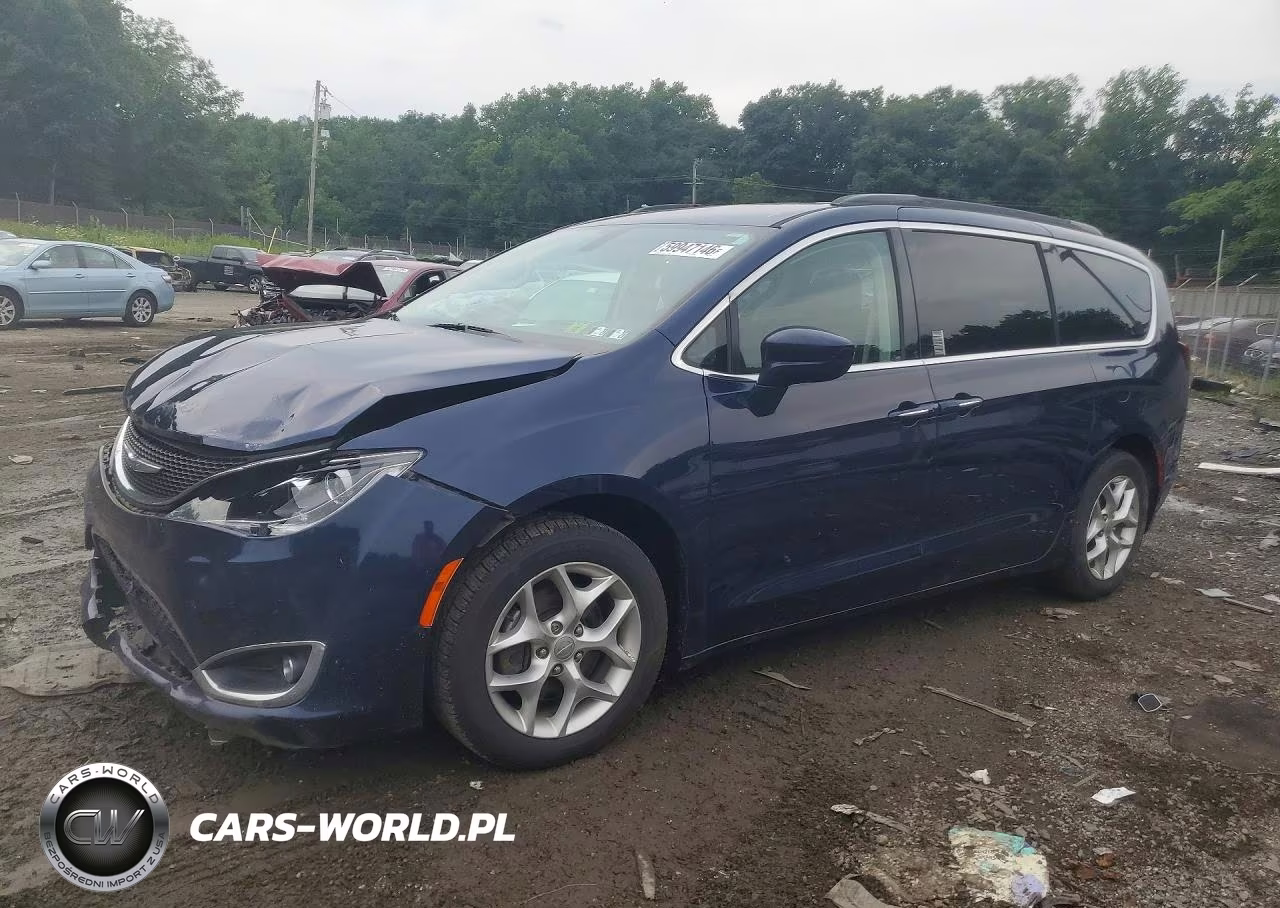 2018 Chrysler Pacifica Touring Plus