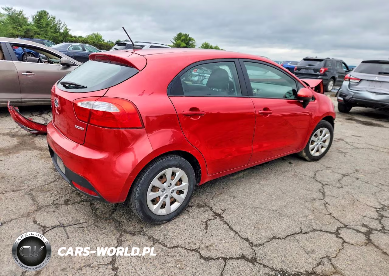 2012 Kia Rio 5-Door Ex VIN:KNADN5A38C6031925 - 3