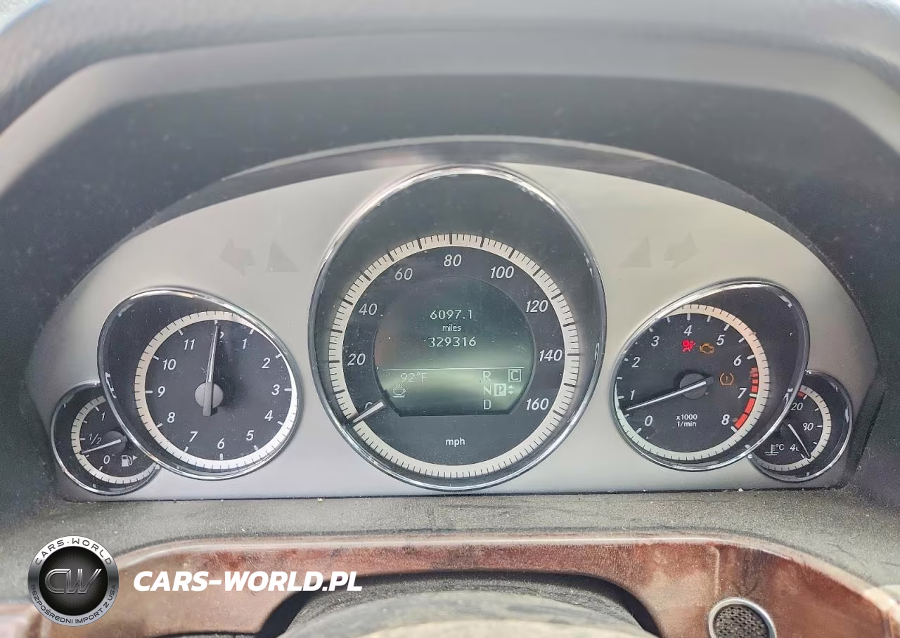 2010 Mercedes-Benz E 350 VIN:WDDHF5GB2AA212308 - 9