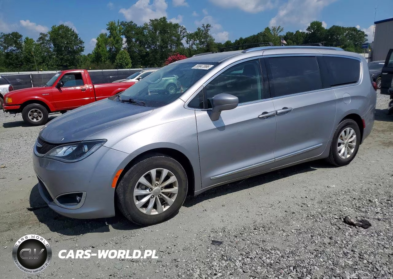 2018 Chrysler Pacifica Touring L