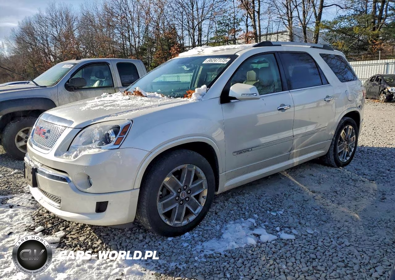 2011 GMC Acadia Denali