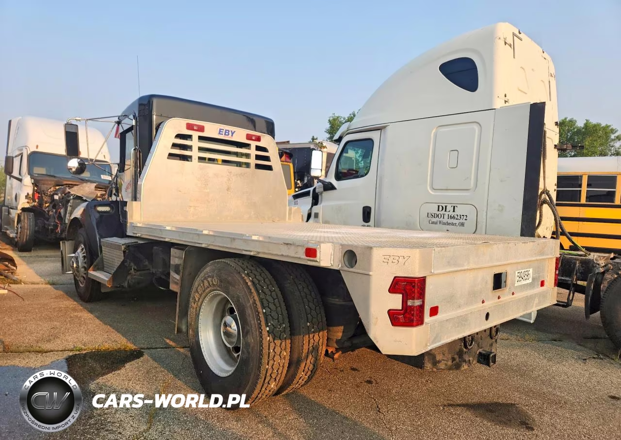 2004 Kenworth T300 Flatbed Truck VIN:2XKMAD7XX4M060504 - 2