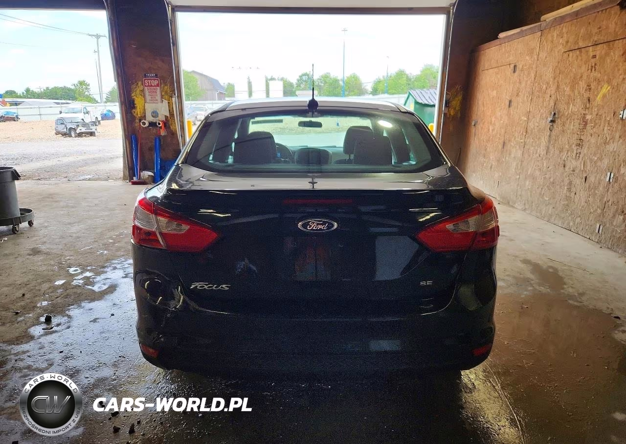 2014 Ford Focus Se VIN:1FADP3F27EL361146 - 6