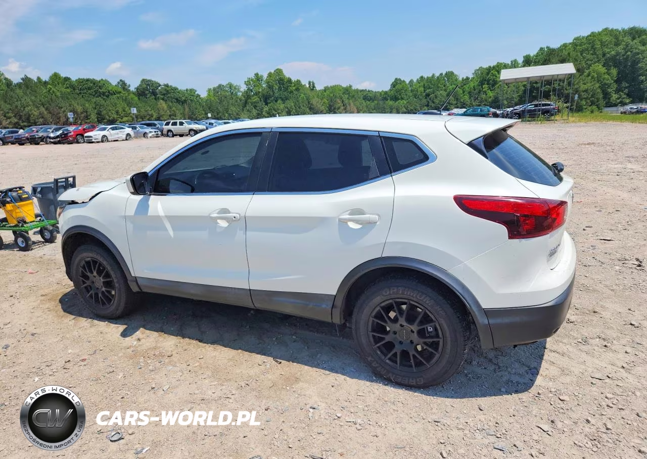 2018 Nissan Rogue Sport S VIN:JN1BJ1CR3JW263459 - 2