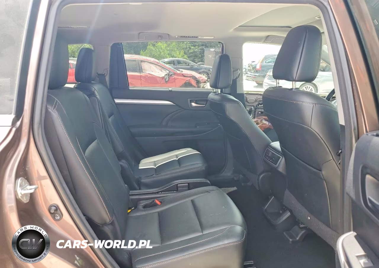2018 Toyota Highlander Xle VIN:5TDJZRFH7JS843381 - 11