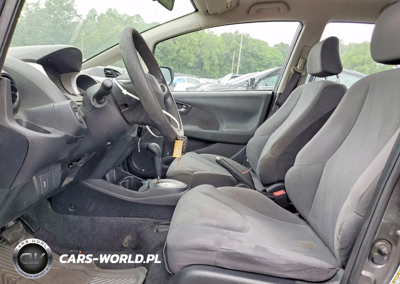 2013 Honda Fit VIN:JHMGE8H35DC006795 - 7