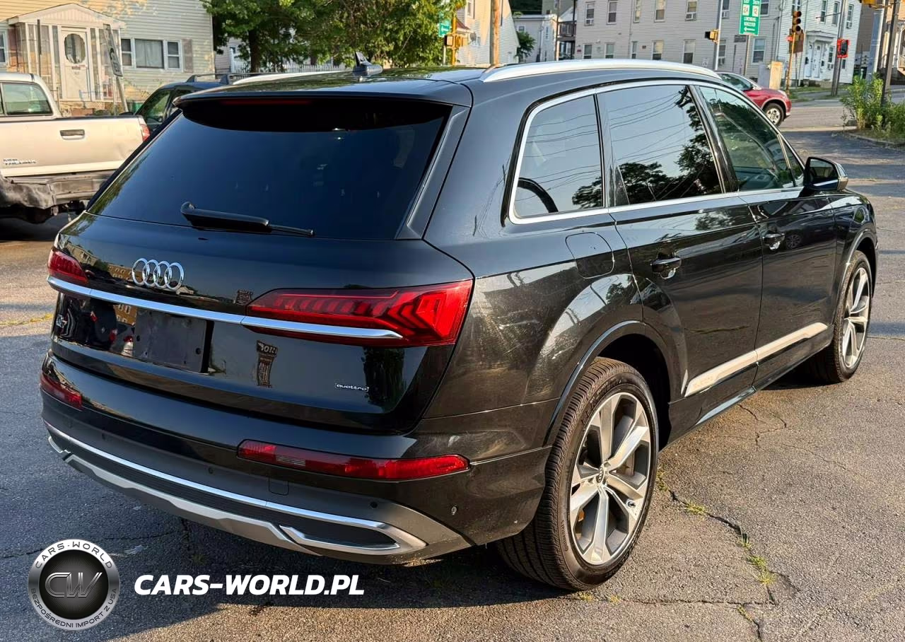 2023 Audi Q7 Premium Plus VIN:WA1LXBF78PD011866 - 3