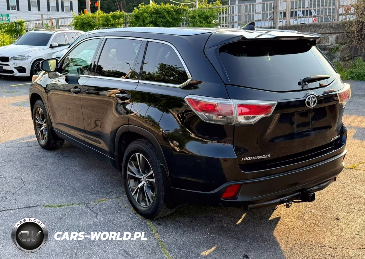 2016 Toyota Highlander Xle VIN:5TDJKRFH1GS245106 - 2