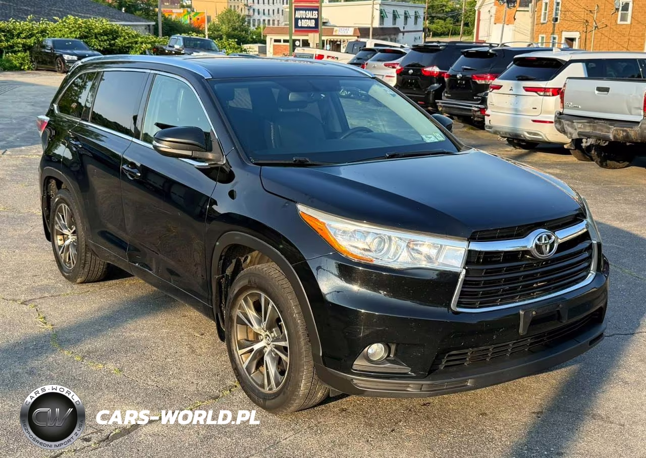 2016 Toyota Highlander Xle VIN:5TDJKRFH1GS245106 - 4