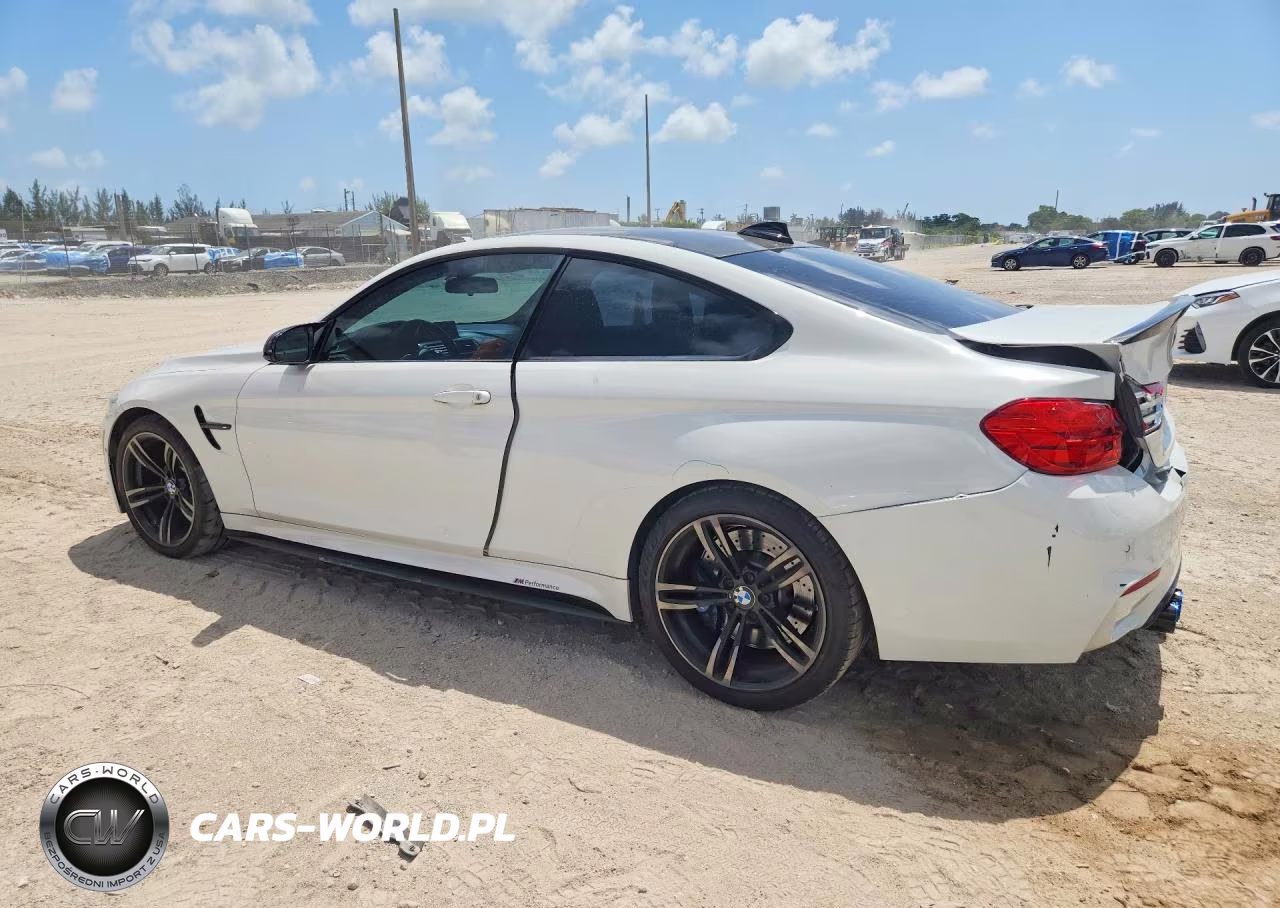 2015 BMW M4 VIN:WBS3R9C50FK333707 - 2