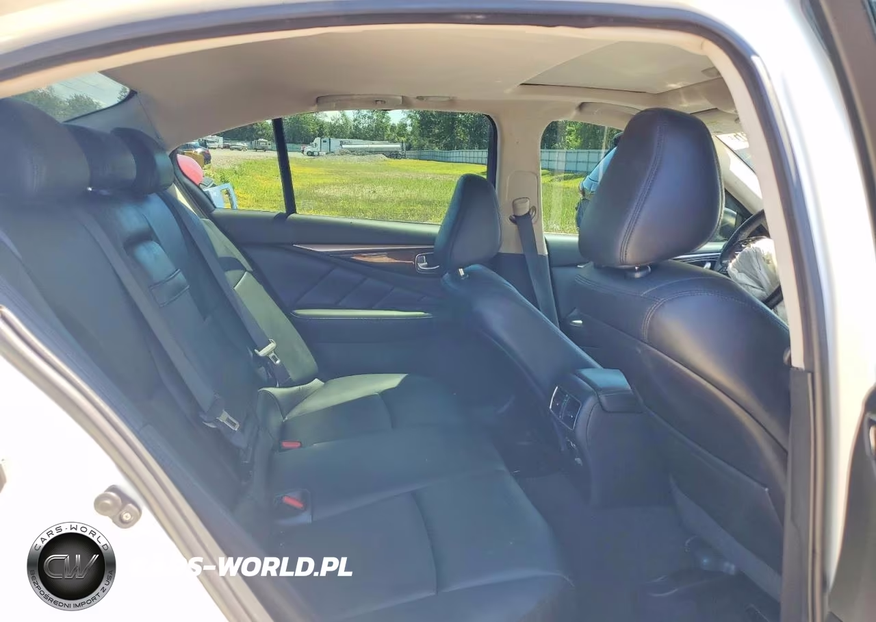 2018 Infiniti Q50 3.0T Luxe VIN:JN1EV7AR7JM439352 - 10