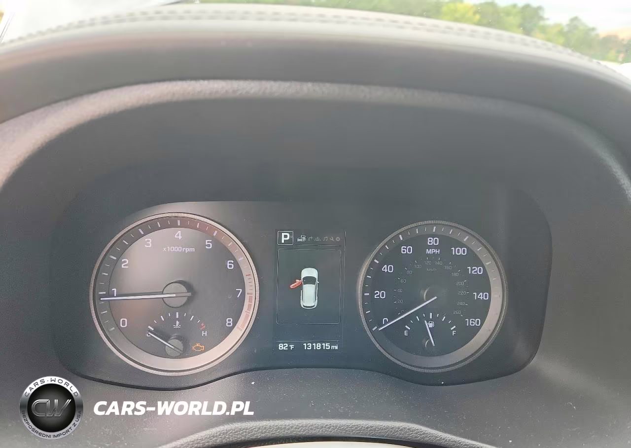 2016 Hyundai Tucson Limited VIN:KM8J3CA26GU179317 - 9
