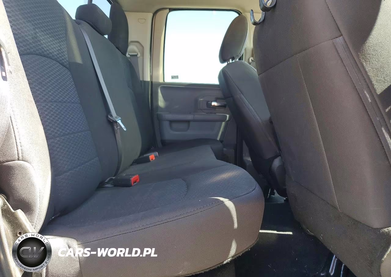 2019 Ram 1500 Classic Slt VIN:1C6RR7GG3KS688681 - 10