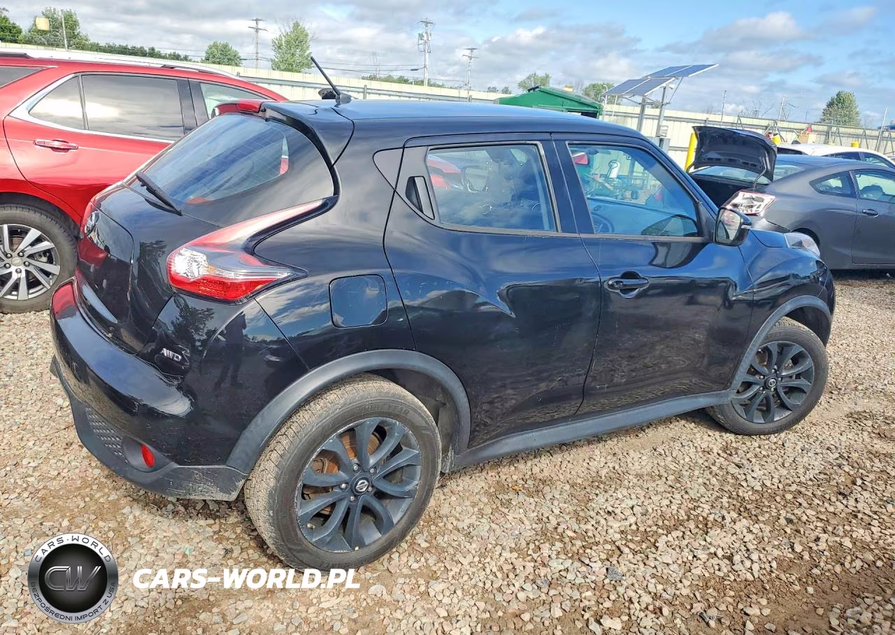 2015 Nissan Juke S VIN:JN8AF5MV6FT554094 - 3