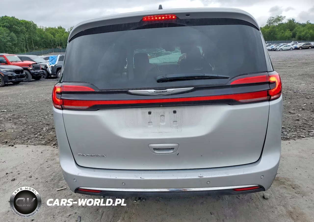 2023 Chrysler Pacifica Touring L VIN:2C4RC1BG8PR594156 - 6