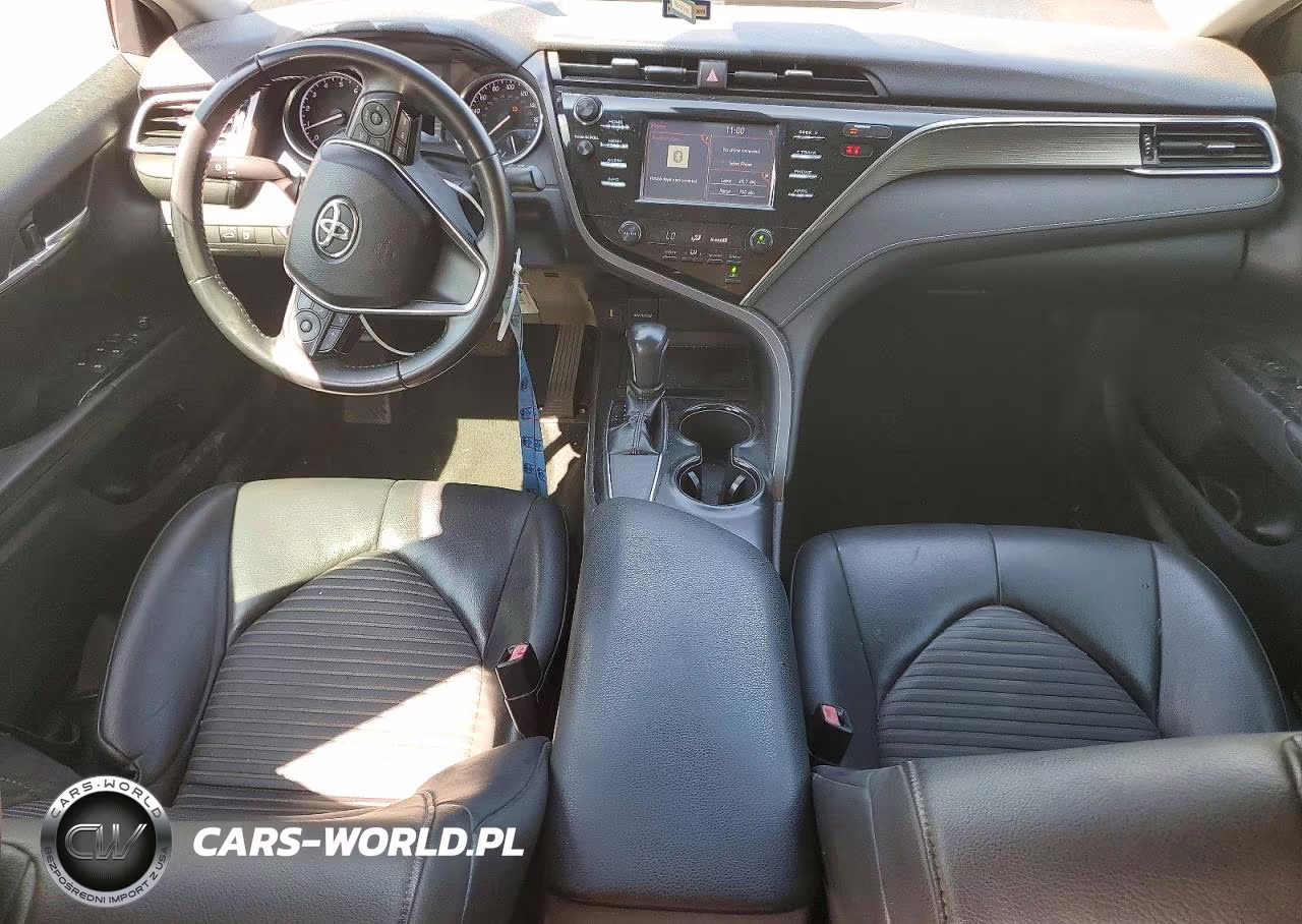 2018 Toyota Camry Se VIN:4T1B11HK9JU040584 - 8