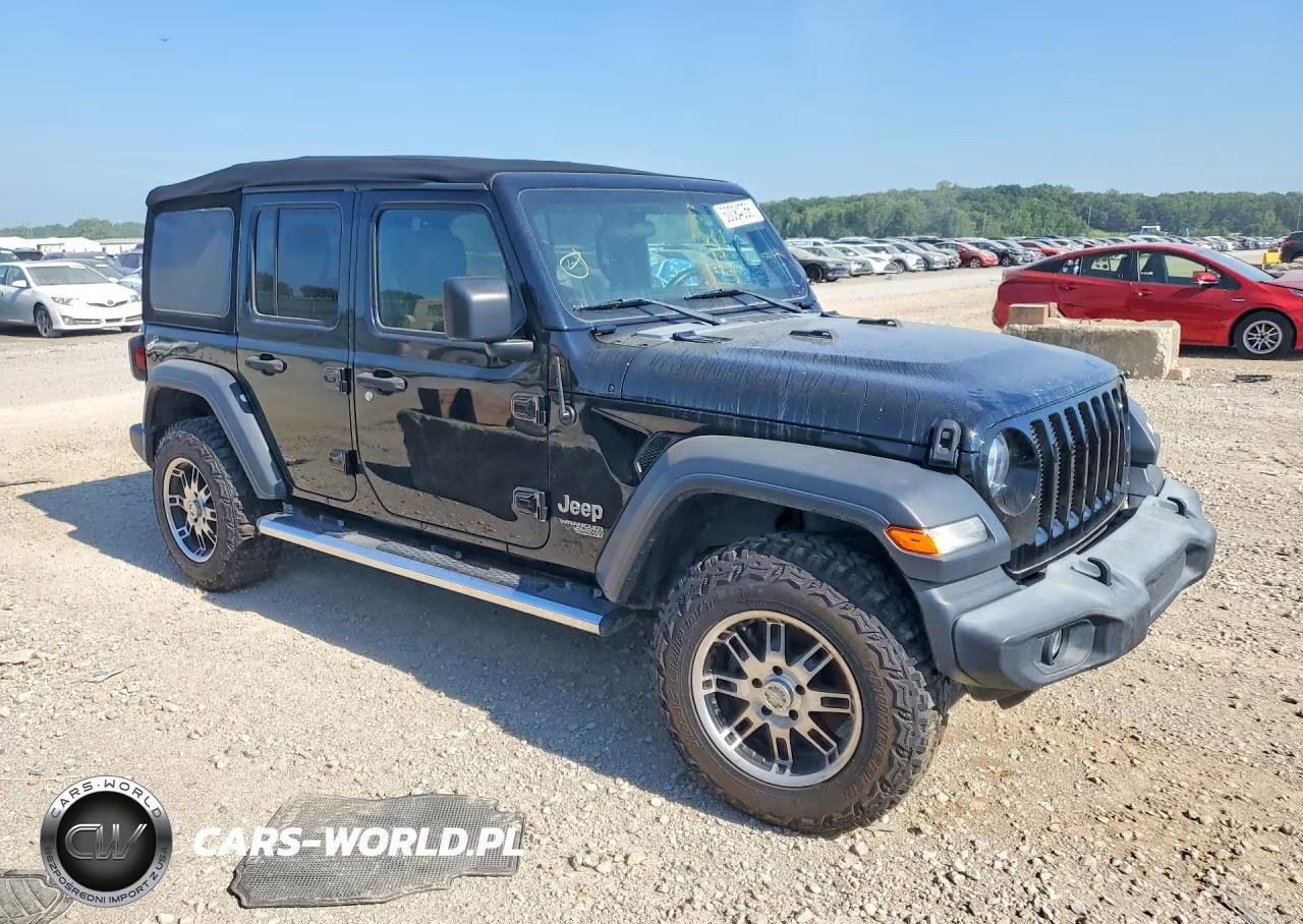 2019 Jeep Wrangler Unlimited Sport VIN:1C4HJXDN4KW554382 - 4