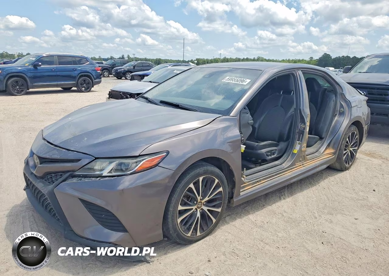 2020 Toyota Camry Se