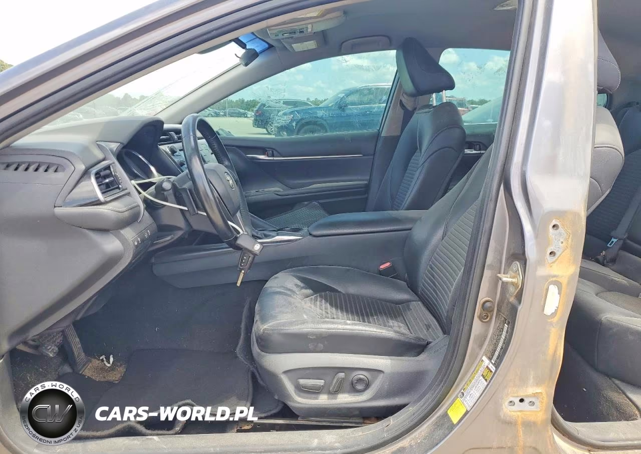 2020 Toyota Camry Se VIN:4T1G11AK8LU306499 - 7