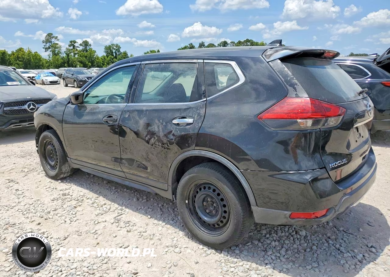 2017 Nissan Rogue S VIN:KNMAT2MT4HP539686 - 2