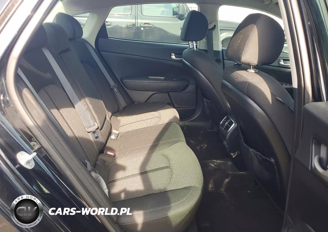 2016 Kia Optima Lx VIN:5XXGT4L14GG078386 - 10