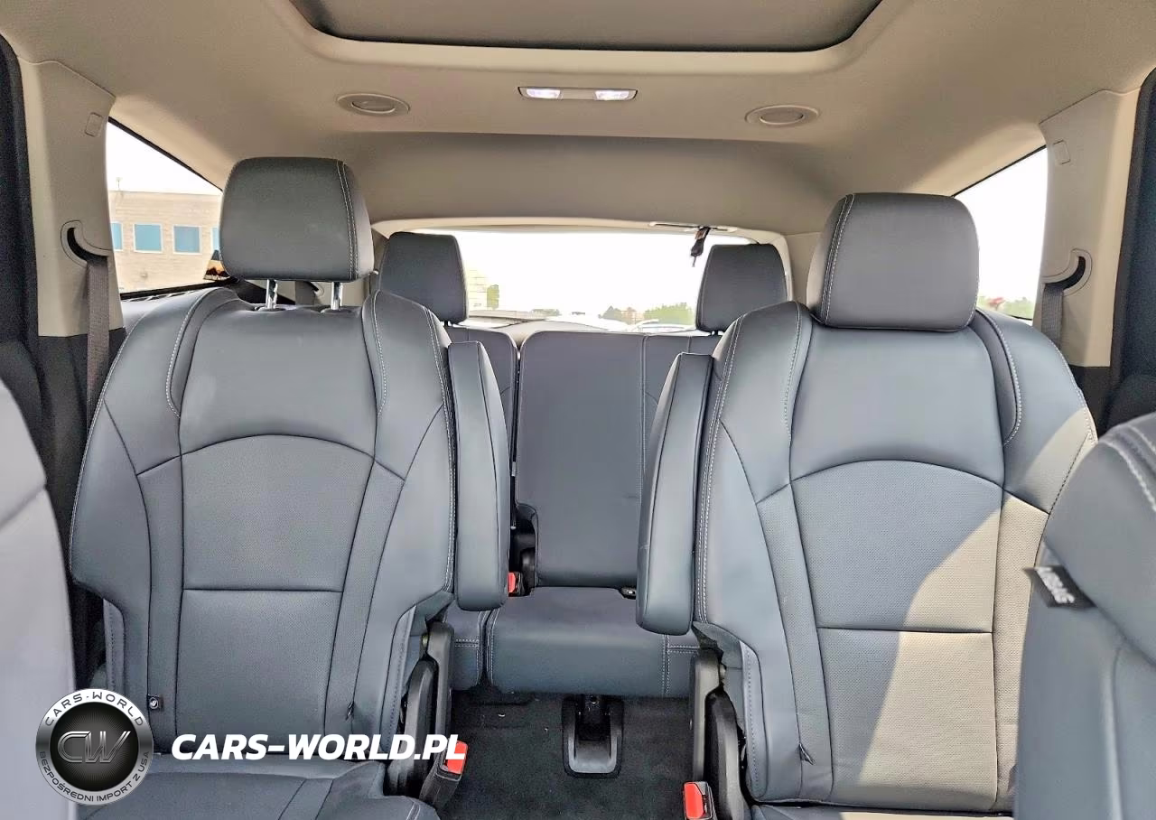 2019 Buick Enclave Premium VIN:5GAEVBKW1KJ199336 - 10