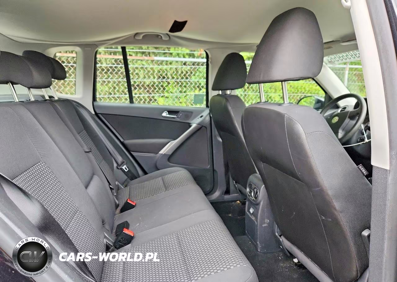 2009 Volkswagen Tiguan S VIN:WVGAV75N49W512367 - 11