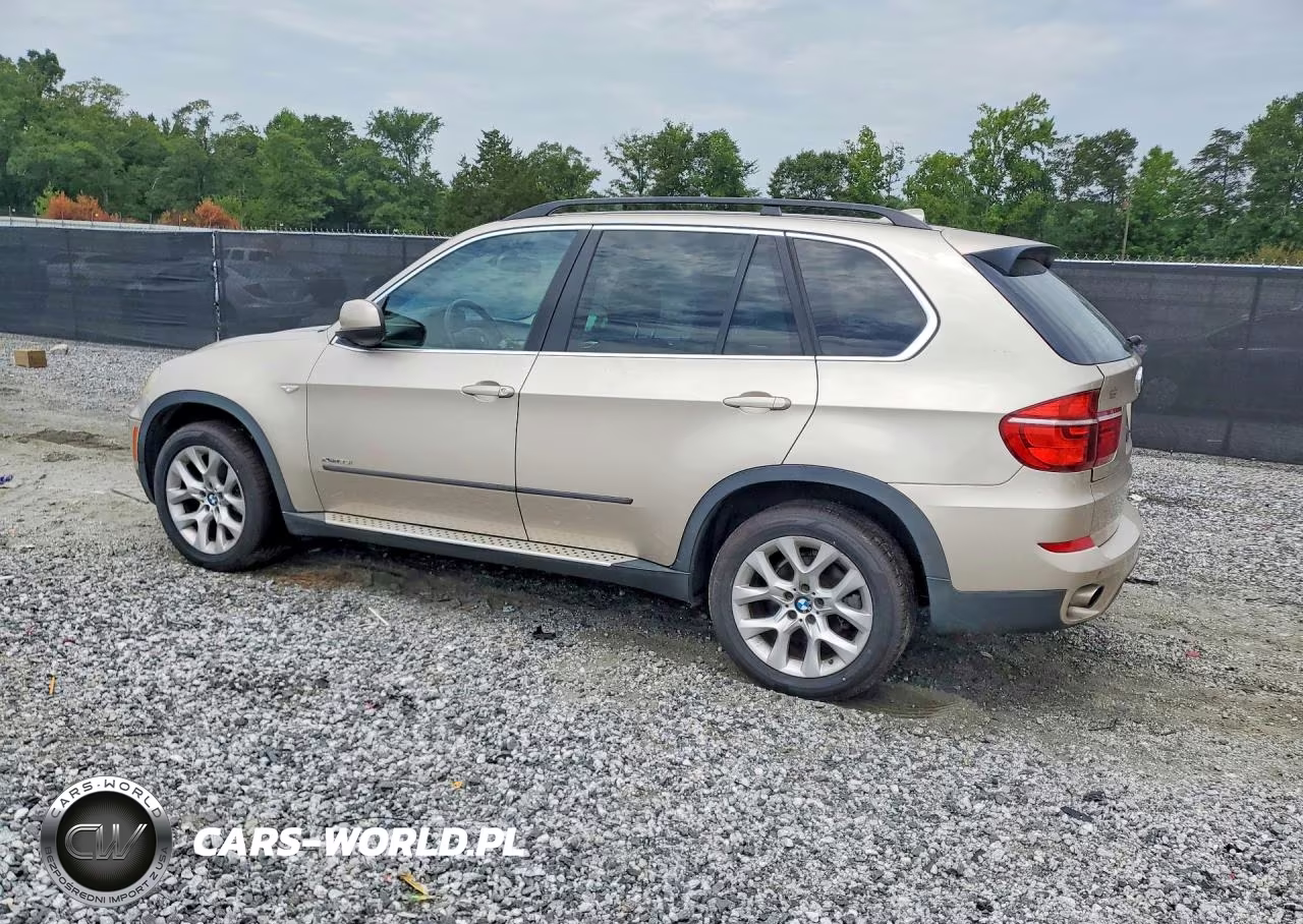 2013 BMW X5 xDrive35I VIN:5UXZV4C50D0B24820 - 2
