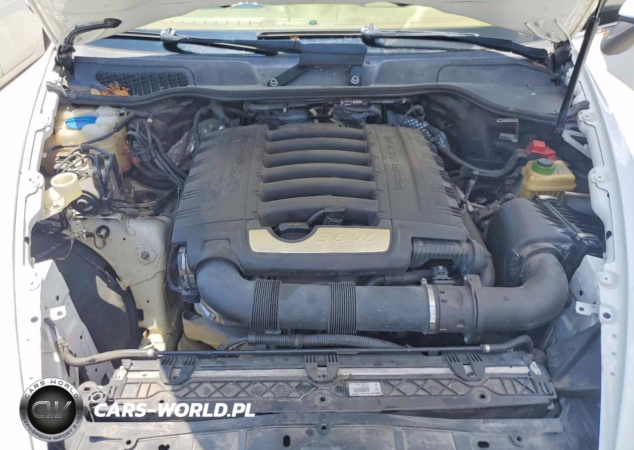 2012 Porsche Cayenne VIN:WP1AA2A21CLA11619 - 12