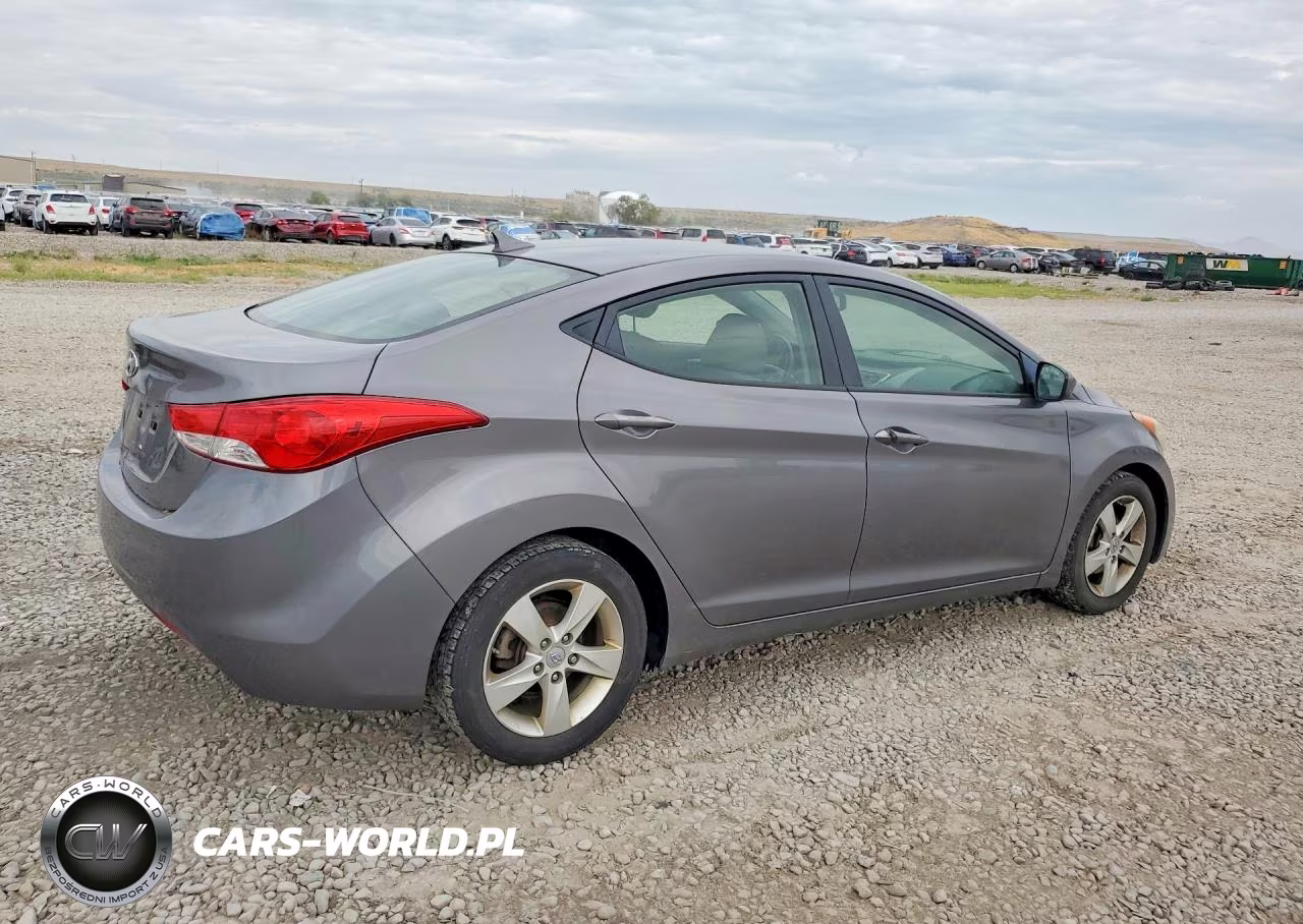 2012 Hyundai Elantra Gls VIN:5NPDH4AE8CH102942 - 3